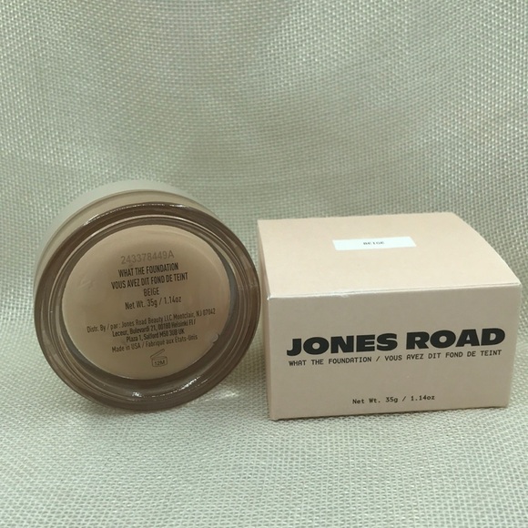 Jones road what the foundation shade beige 1.14oz new with box - Picture 2 of 3